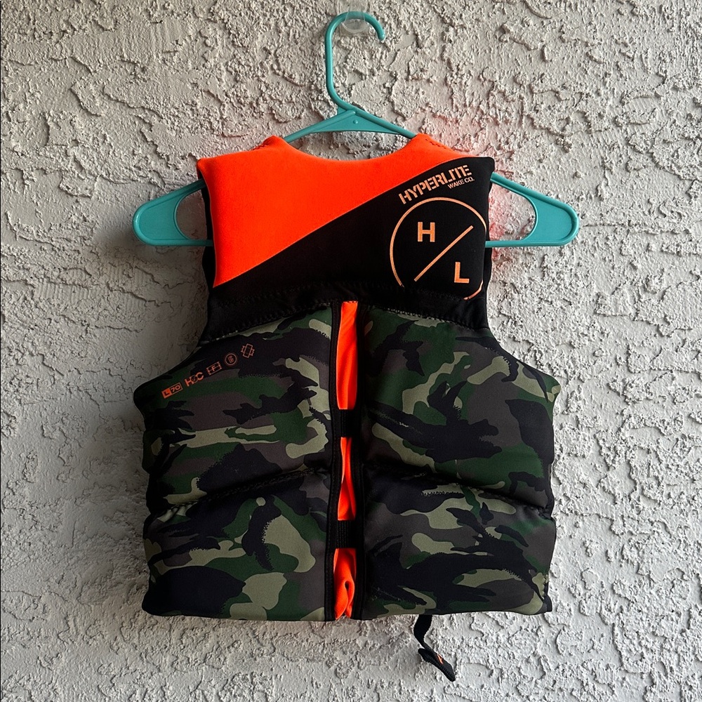 Hyperlite Orange and Black Life Vest - Picture 3 of 17